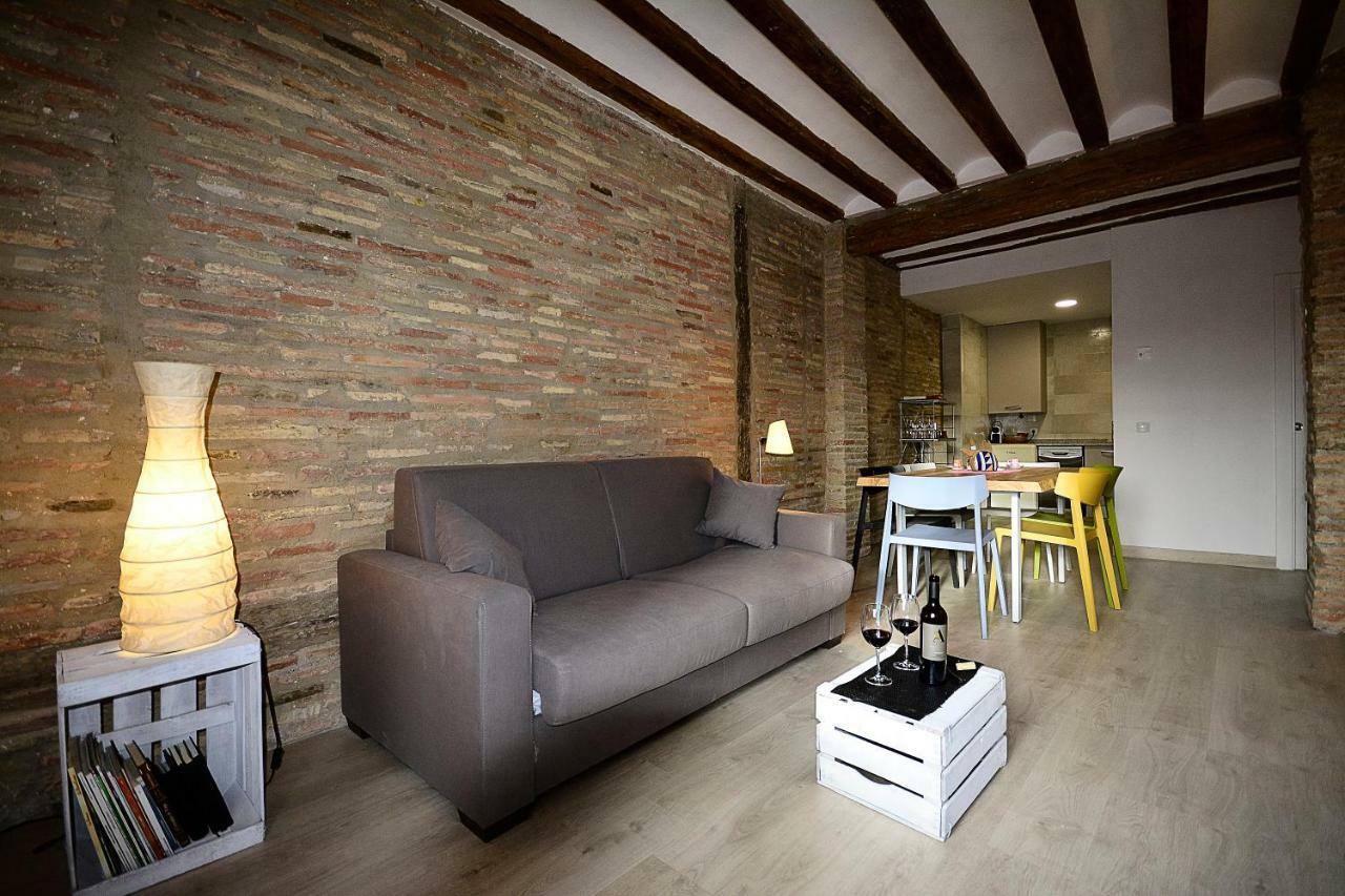 Casas Uva Plaza Mercado โลโกรโญ ภายนอก รูปภาพ