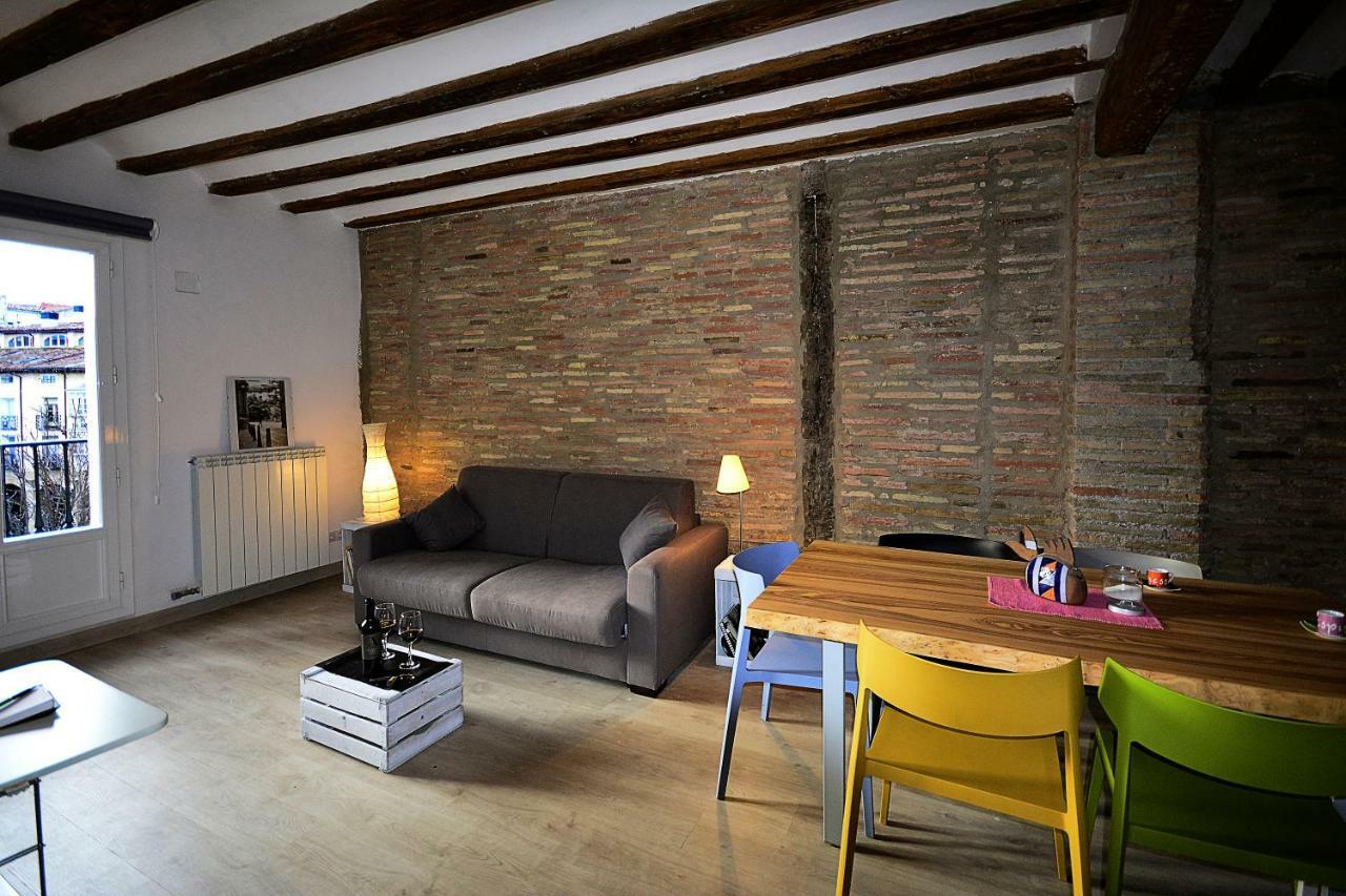 Casas Uva Plaza Mercado โลโกรโญ ภายนอก รูปภาพ